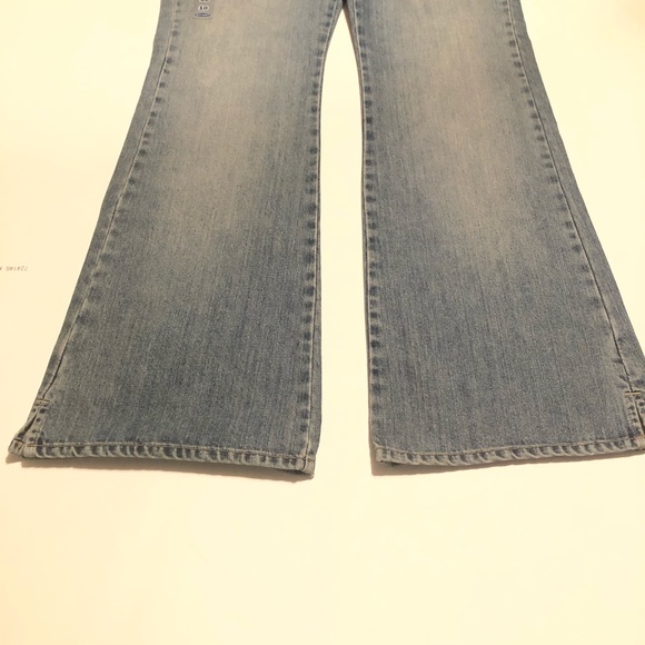 Old Navy Low Rise Flare Leg Women’s Jeans Size 10 - Picture 4 of 9